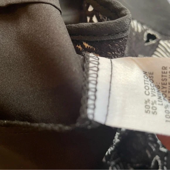 Nanette Lepore Black and White Floral Lace-Effect Short Sleeve Top - Picture 6 of 6